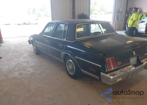 1986 Oldsmobile Cutlass Supreme from USA, damaged, VIN 1G3GR69Y2GR359209